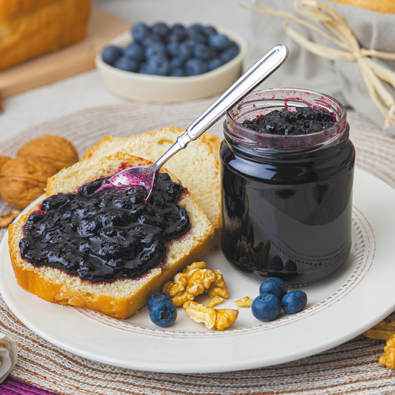Confiture extra de myrtilles aux noix de Dordogne Confiture extra de myrtilles aux noix de Dordogne